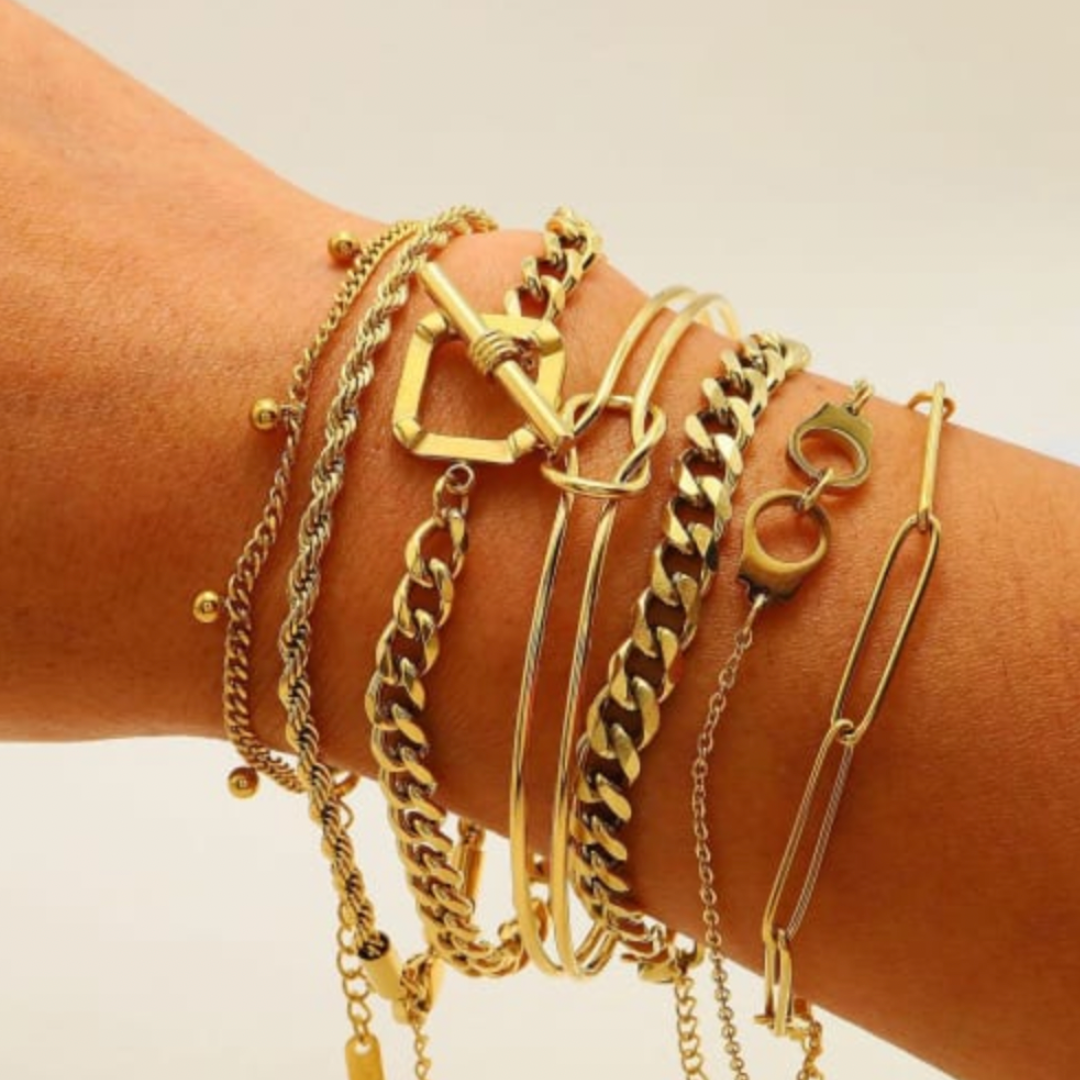 Golden Nugget Bracelet: Bold and Gold